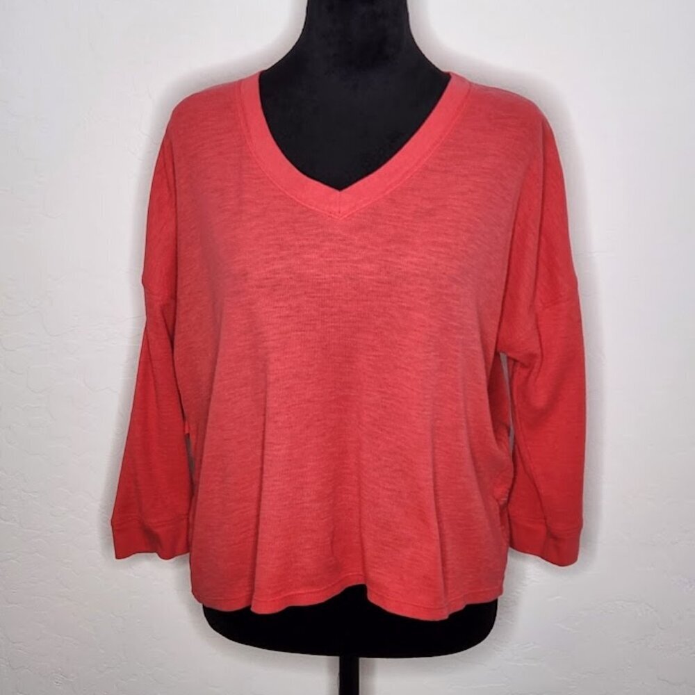 Calvin Klein Woman's Performance Top Size Small
